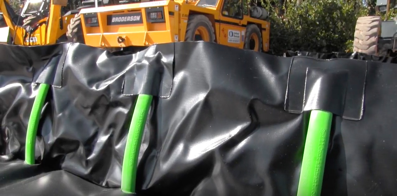 Ultra Containment Berm Stake Wall - SafeRack